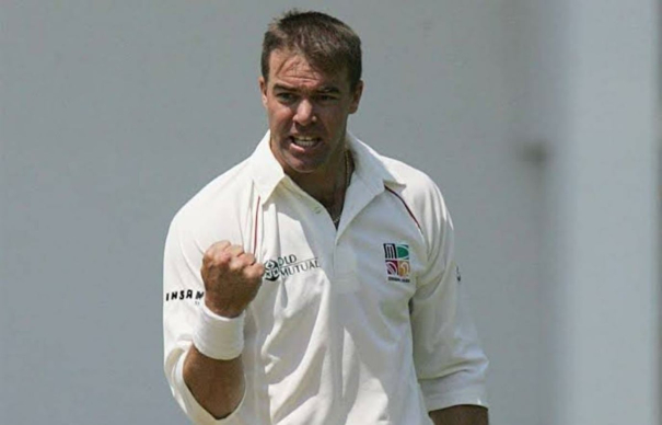 former-zimbabwe-cricket-captain-heath-streak-is-alive