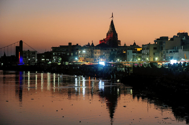 kannan-kudiyirukkum-koilkal3-where-kannan-resides-temples-sri-krishna-rule-dwaraka-city