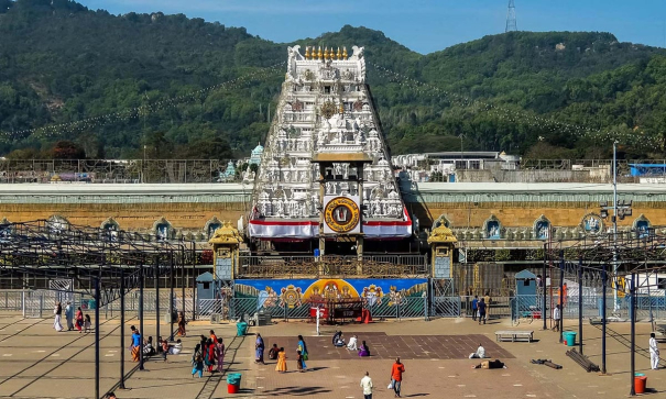 tirupati-tirumala-brahmotsavam-article-1-balaji-temple-lord-venkateshwara