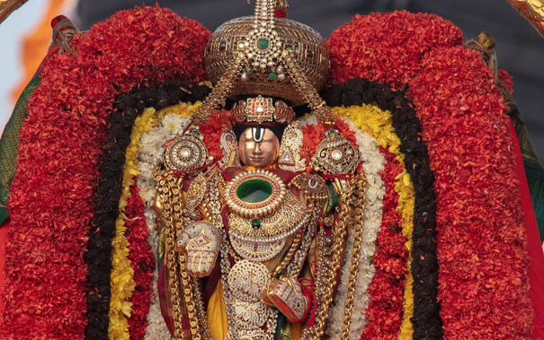 tirupati-tirumala-brahmotsavam-article-5-balaji-temple-lord-venkateshwara-malayappaswamy-car-festival