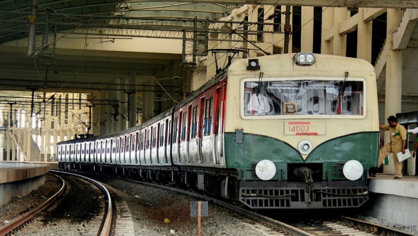 chennai-beach-tambaram-last-night-trains-cancelled