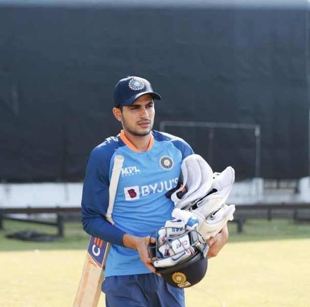 shubman-gill-to-rejoin-indian-team-in-ahmedabad-but-still-doubtful-for-pakistan-match