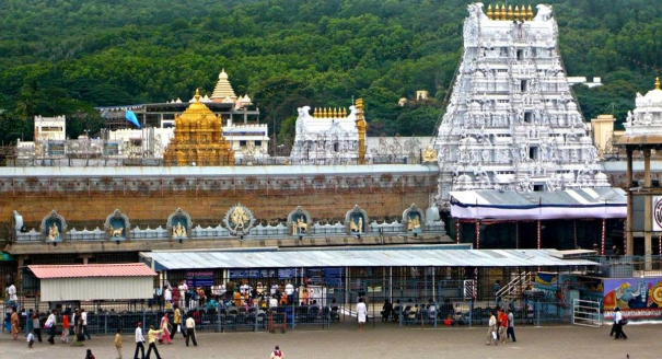 devasthanam-has-announced-that-the-tirupati-temple-will-be-closed-for-8-hours-on-the-occasion-of-lunar-eclipse