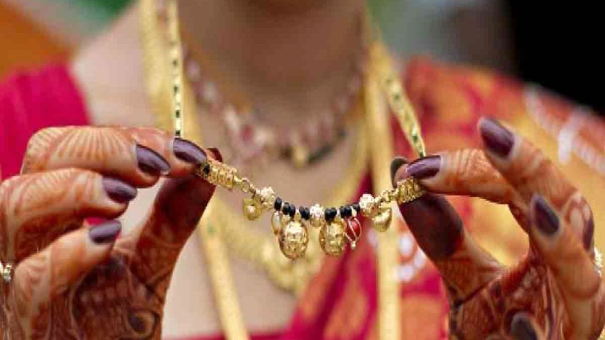 girl-students-asked-to-remove-mangalsutra-in-karnataka