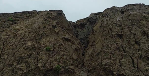 heavy-rains-cause-sand-sliding-on-mayiladuthurai-highway