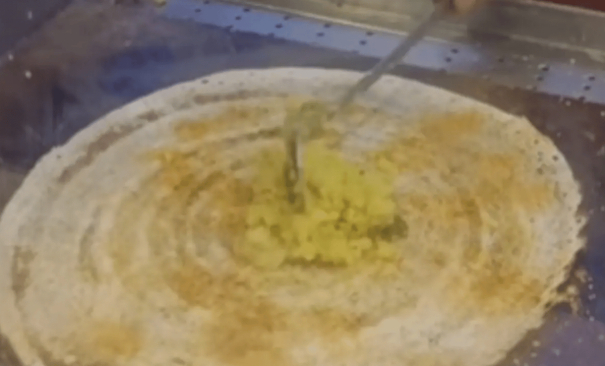 dosa-sold-for-rs600-at-mumbai-airport-shocks-internet