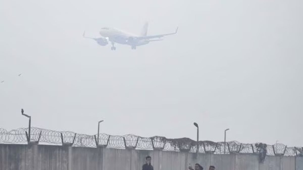 heavy-fog-in-delhi-causes-170-flights-affected-20-trains-delayed