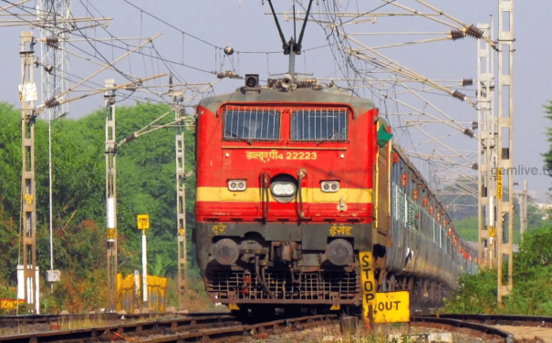 erode-nellai-express-train-extends-to-senkottai-from-tomorrow