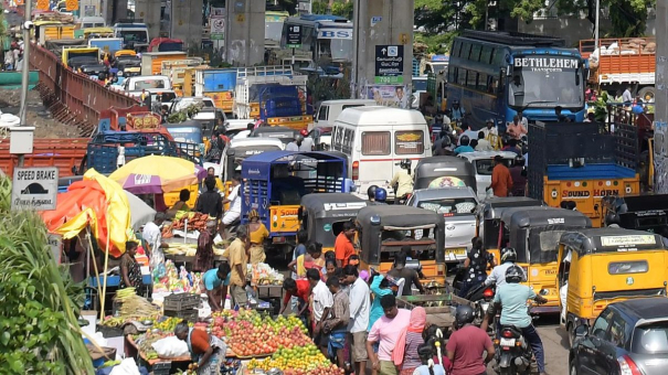 traffic-diversion-in-chennai-for-metro-train-station-construction-works