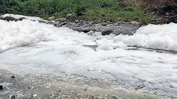 chemical-foaming-out-of-sunnambu-canal-dam