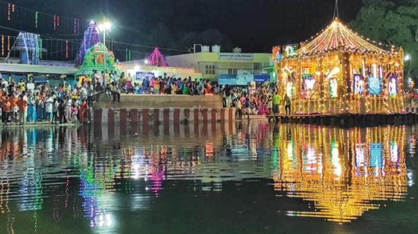 koppudai-nayaki-amman-kovil-theppam-festival