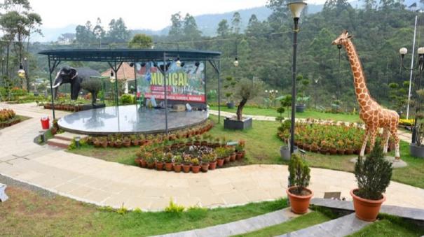 summer-season-ends-early-on-munnar-incessant-rains-halt-boat-rides