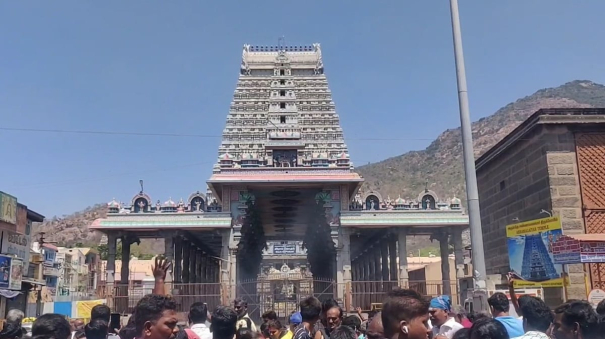 devotees-wait-for-more-than-3-hours-to-have-darshan-at-thiruvannamalai-temple