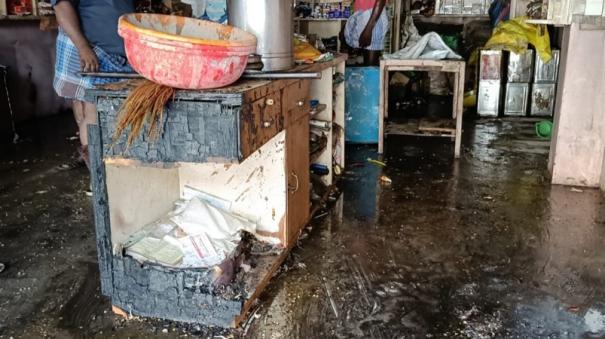 ariyalur-electrical-leakage-causes-fire-on-grocery-store-goods-worth-rs-10-lakh-damaged