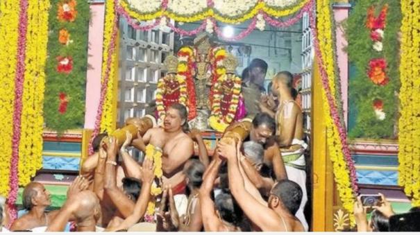 kanchipuram-vaikunda-perumal-temple-brahmotsavam-begins-with-flag-hoisting