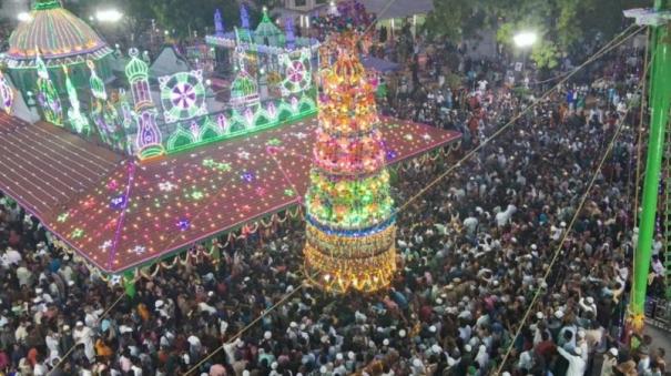 santhanakoodu-festival-in-erwadi-mosque