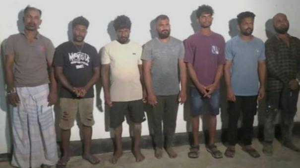 5-people-who-illegally-traveled-from-rameswaram-by-boat-arrested-in-mannar