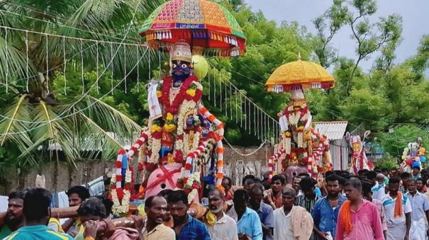 dindigul-puravi-eduppu-festival-at-karuppasamy-temple-near-natham