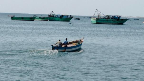 sea-fury-rameswaram-fishermen-who-went-fishing-on-sea-after-4-days