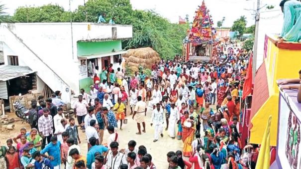 chariot-festival-at-ponniamman-temple