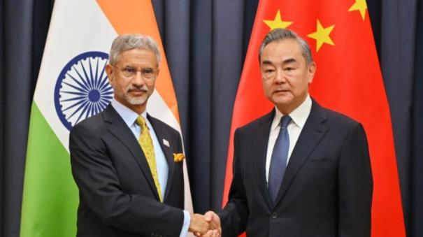 jaishankar-meets-chinese-counterpart-wang-yi