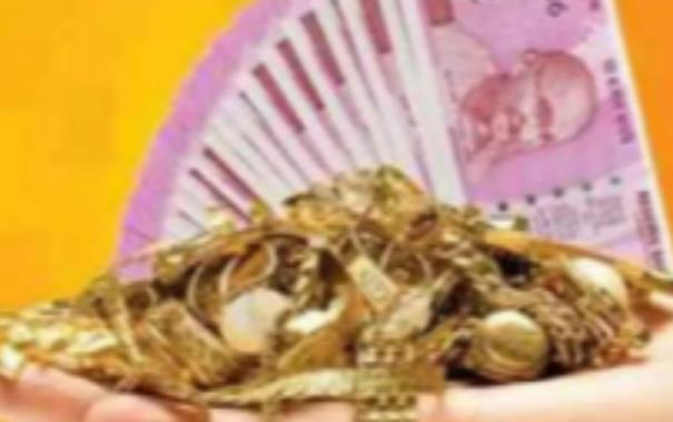 the-stolen-money-was-rs-4-crores-bought-the-milk-mask-gang-leader-arrested