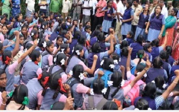 thiruvallur-students-deny-sexual-harrasment-and-protest