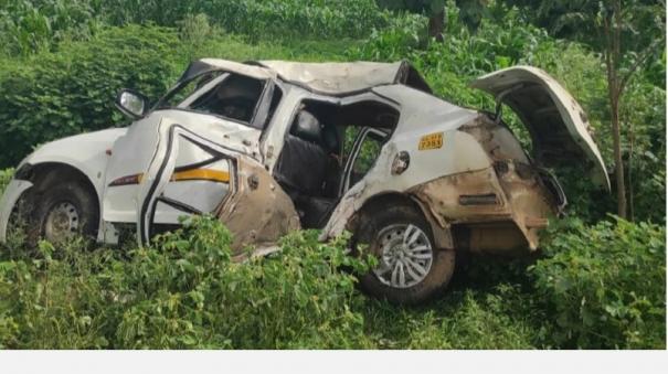 two-people-died-after-an-overtaking-car-crashed-into-a-tree-in-haveri