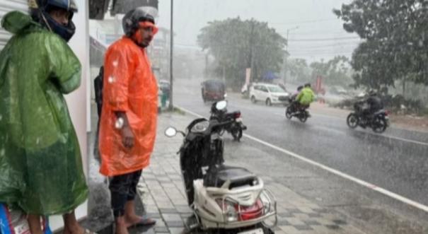 kerala-rains-red-alert-in-wayanad-orange-alert-for-several-districts