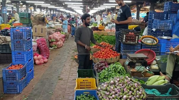 price-of-vegetables-and-fruits-in-coimbatore-has-skyrocketed-due-to-rain