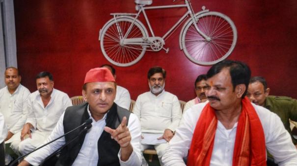 akhilesh-yadav-calls-bjp-mla-s-to-form-government-in-up