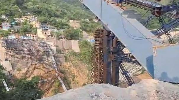 bridge-collapses-for-2nd-time-during-construction-work-in-uttarakhand