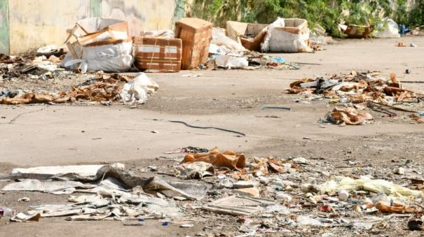 there-are-not-enough-cleaners-to-maintain-madurai-mattuthavani-bus-stand-which-smells-far-away