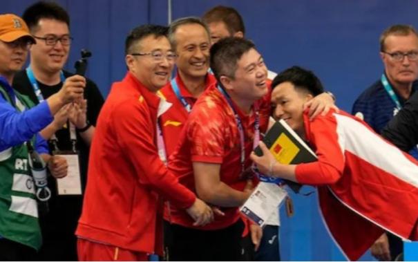 china-started-the-medal-count-in-the-olympics-won-gold-in-10m-shooting-and-was-amazing