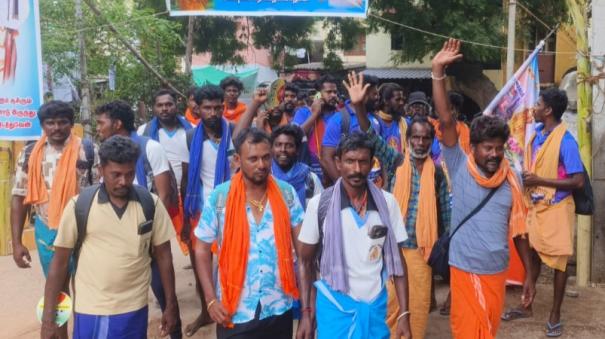 christians-walk-to-velankanni-led-by-blind-person-for-39-years