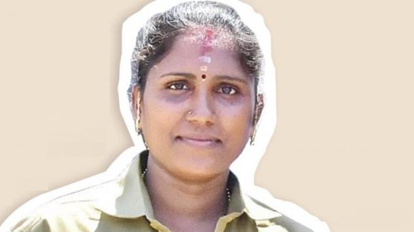 pudukkottai-first-woman-bus-conductor-gowriswari