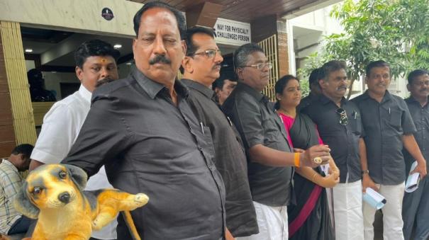 aiadmk-came-to-corporation-meeting-with-dog-toy-walk-out-with-charges