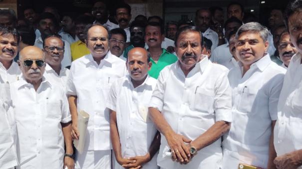 ministers-kn-nehru-thangam-thanaras-reviewed-the-smart-city-projects-in-nellai