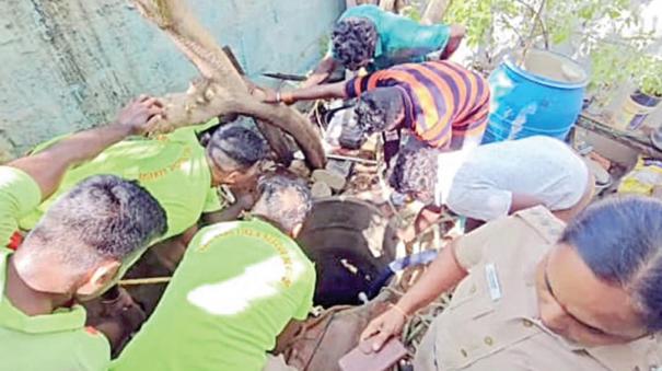 2-people-died-in-poison-gas-attack-in-thoothukudi