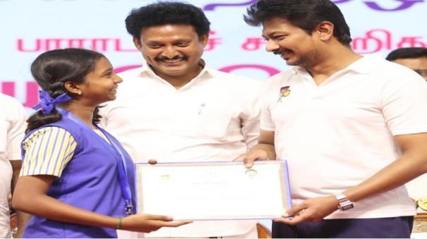 fee-will-be-given-to-private-schools-in-respective-year-itself-minister-udhayanidhi