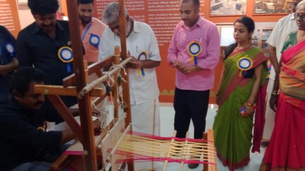 kanchipuram-national-handloom-day-celebration-by-weavers-service-centre