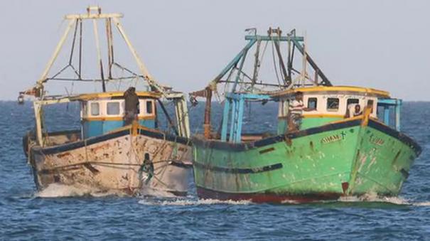 33-pamban-fishermen-arrested