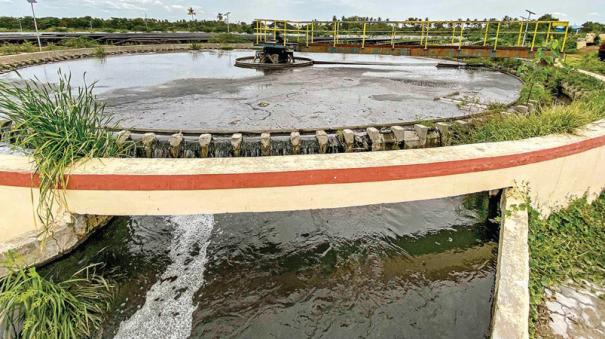 thanjavur-samuthiram-lake-sewage-mixing-issue