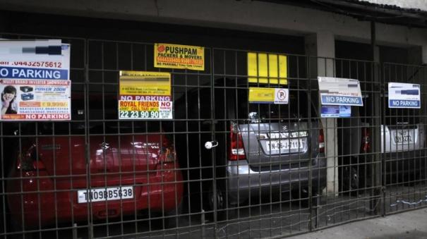 what-steps-have-been-taken-to-remove-no-parking-boards-on-front-of-houses-on-chennai-high-court