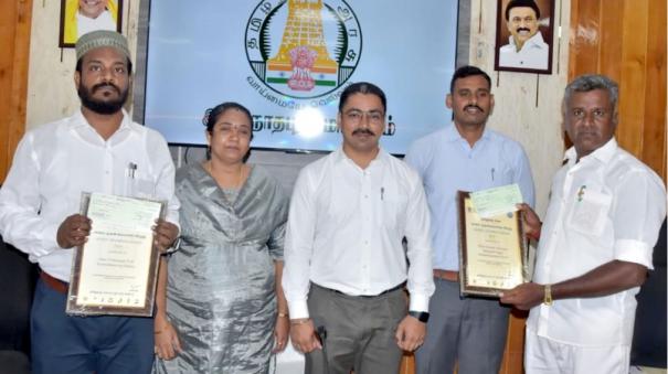 the-award-was-presented-to-aram-vilduthul-foundation-and-social-activist-subhash-srinivasan