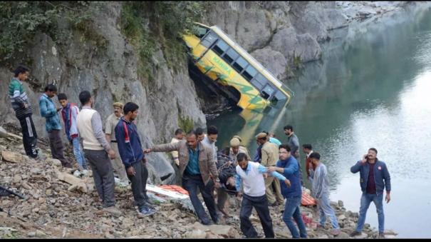 14-indians-dead-in-nepal-as-bus-carrying-40-passengers-plunges-into-river