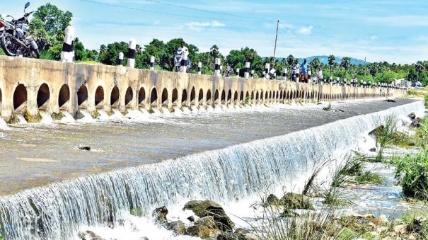 flood-vellore-palar-river