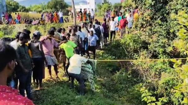 dharampuri-2-children-mother-s-bodies-recovered-after-they-floated-on-agricultural-well-near-bommidi