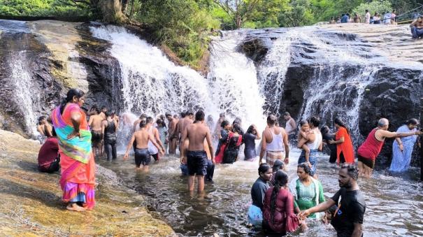 allowed-to-bathe-on-kumbakarai-waterfalls-as-the-flow-of-water-is-stable