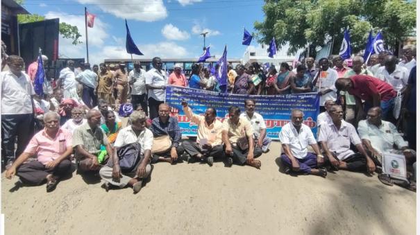 road-strike-protest-at-virudhunagar